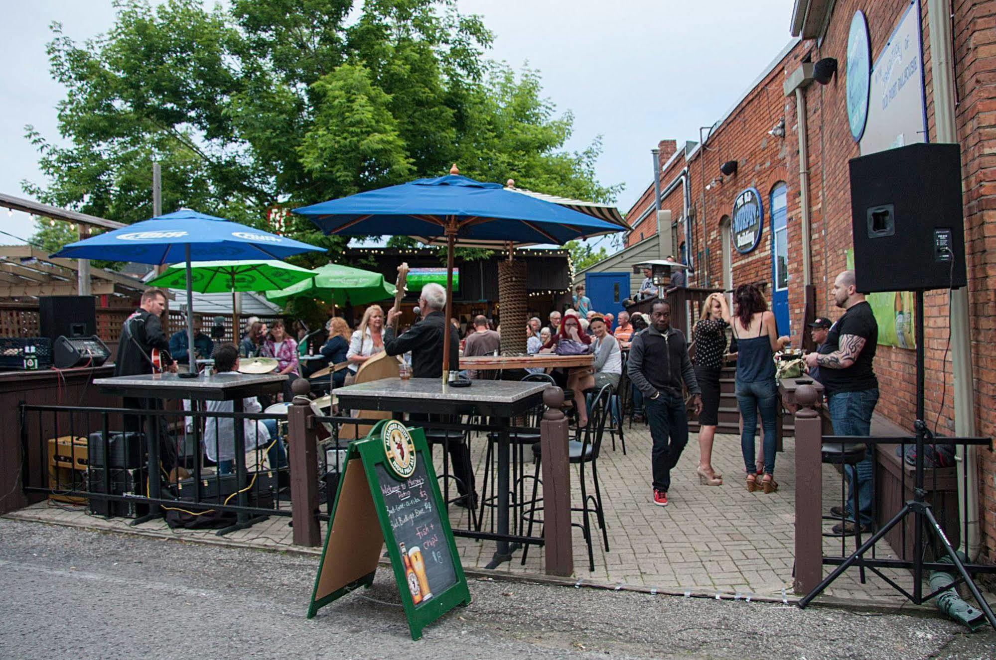 The Harbourfront Inn Saint Catharines Exterior foto